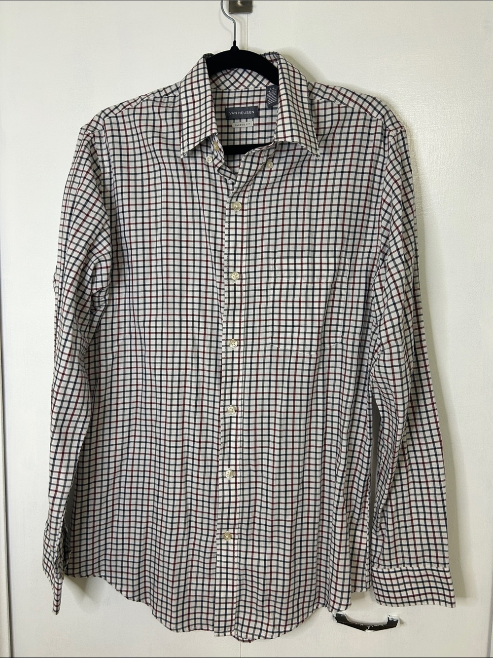 Van Heusen White Button-Front Checked Dress Shirt with Black and Red Grid